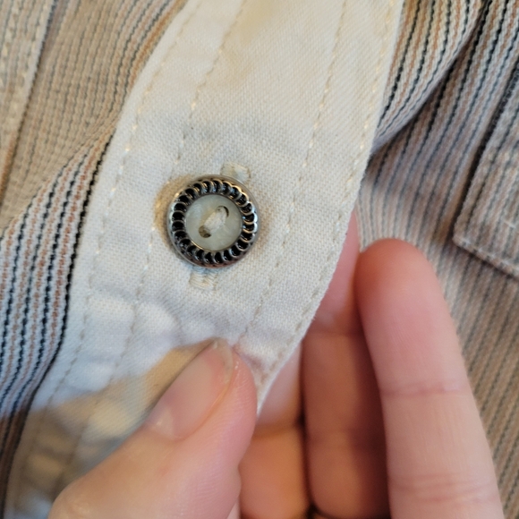 Vintage Wrangler Western Wear for Women Button Down Long Sleeve Shirt - Picture 4 of 6